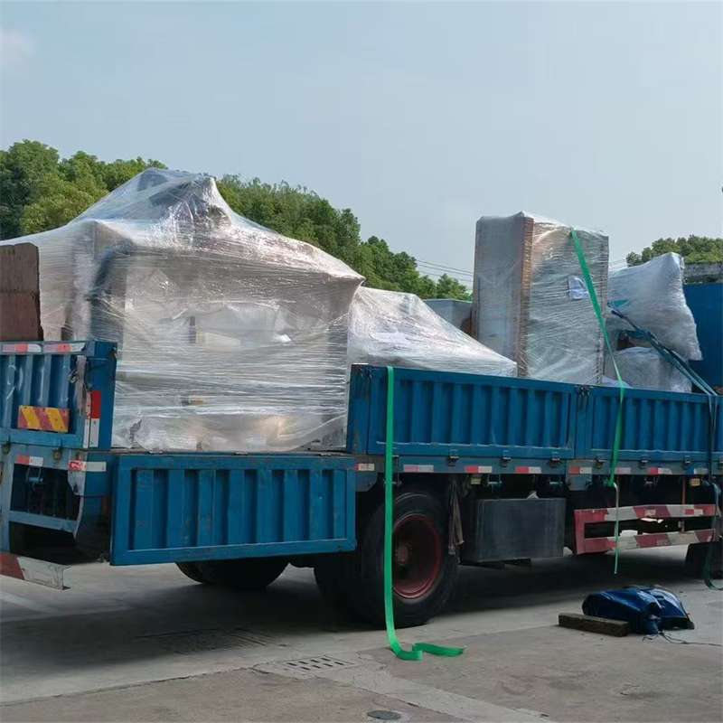 威信县阿勒泰市：物流专线开启货运新旅程