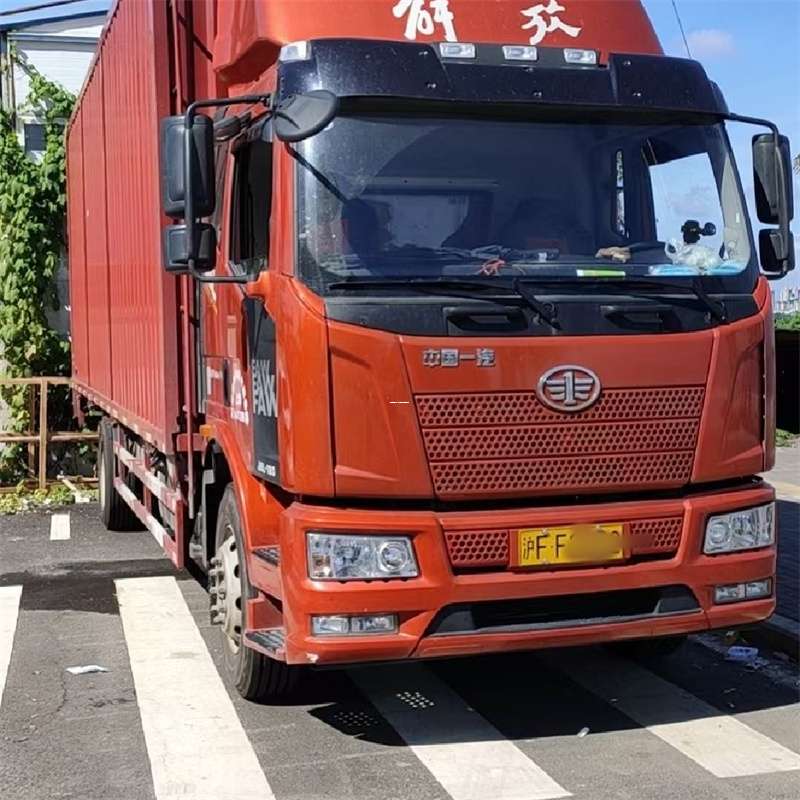 威信县罗平县进仓物流：专线直达的多元货运之旅